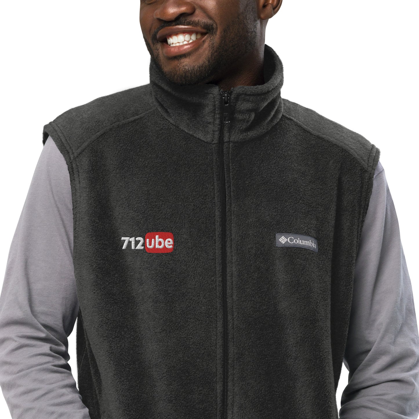 712ube x Columbia Men's Embroidered Fleece Vest (White Logo)